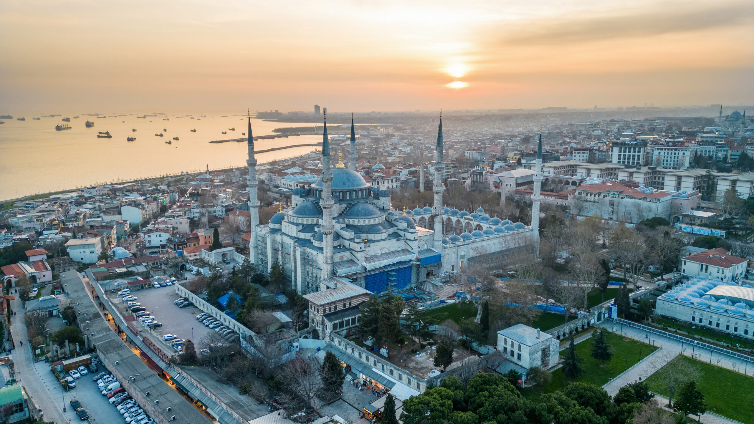 Sultanahmet Camii ,Sultanahmet Meydanı.